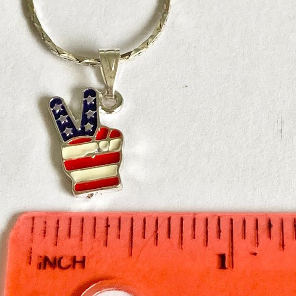 USA American Flag Necklace Patriotic July 4th Peace Sign Groovy Silver Plated - Picture 8 of 9